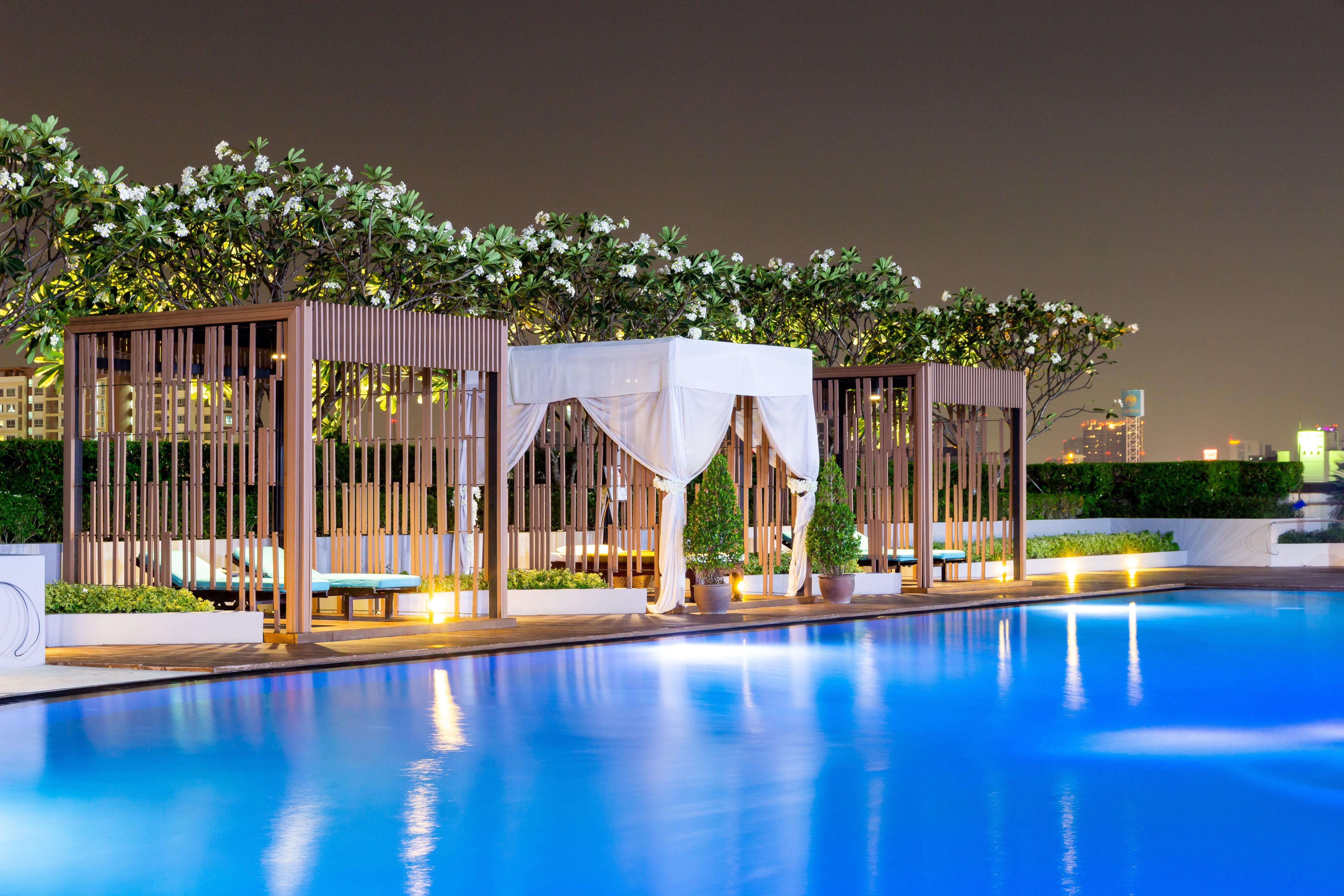Swissotel Bangkok Ratchada Exterior photo